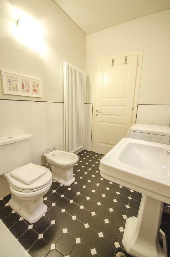Azeglio Apartment, A Due Passi Da Piazza Maggiore Bolonia Exterior foto