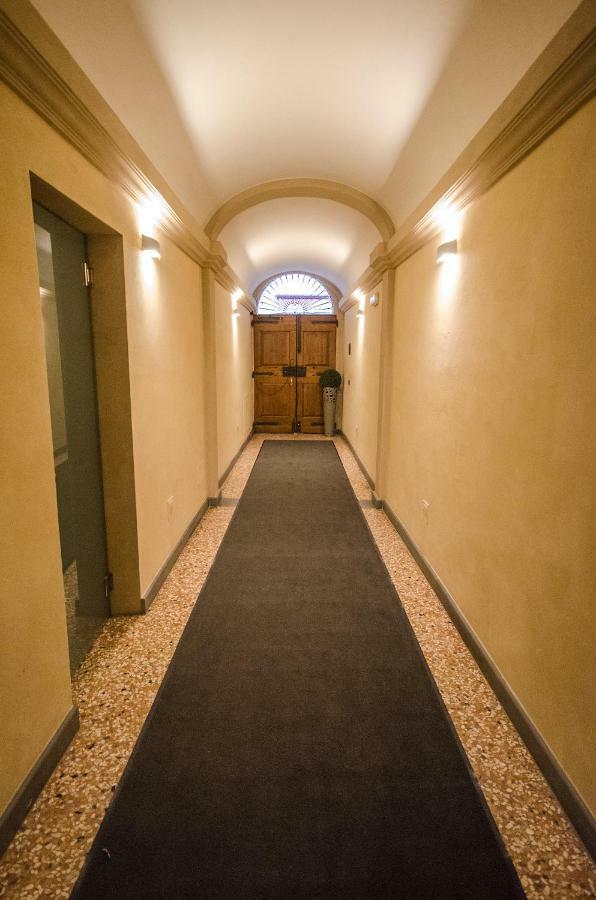 Azeglio Apartment, A Due Passi Da Piazza Maggiore Bolonia Exterior foto